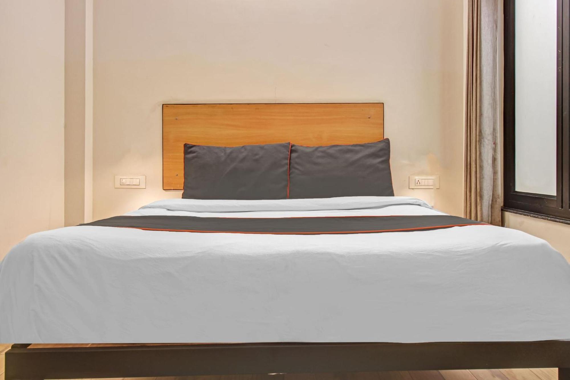 Super Townhouse Kachnar House Vikas Nagar Otel Hasanganj Dış mekan fotoğraf