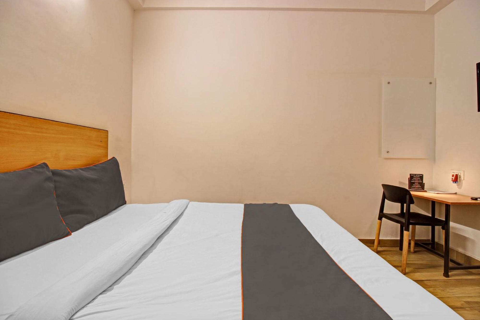 Super Townhouse Kachnar House Vikas Nagar Otel Hasanganj Dış mekan fotoğraf