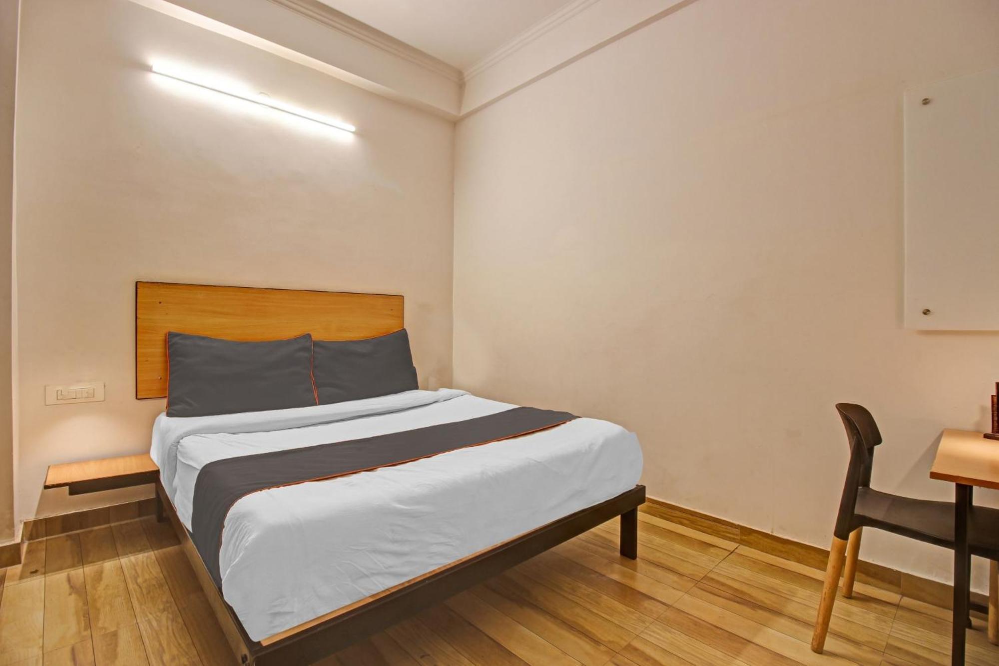 Super Townhouse Kachnar House Vikas Nagar Otel Hasanganj Dış mekan fotoğraf